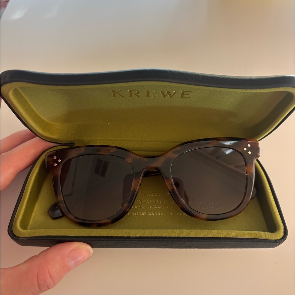 KREWE Jena sunglasses in Venezia